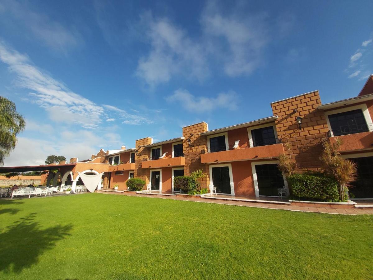 Hotel Meson Del Puente Acambaro Exterior photo